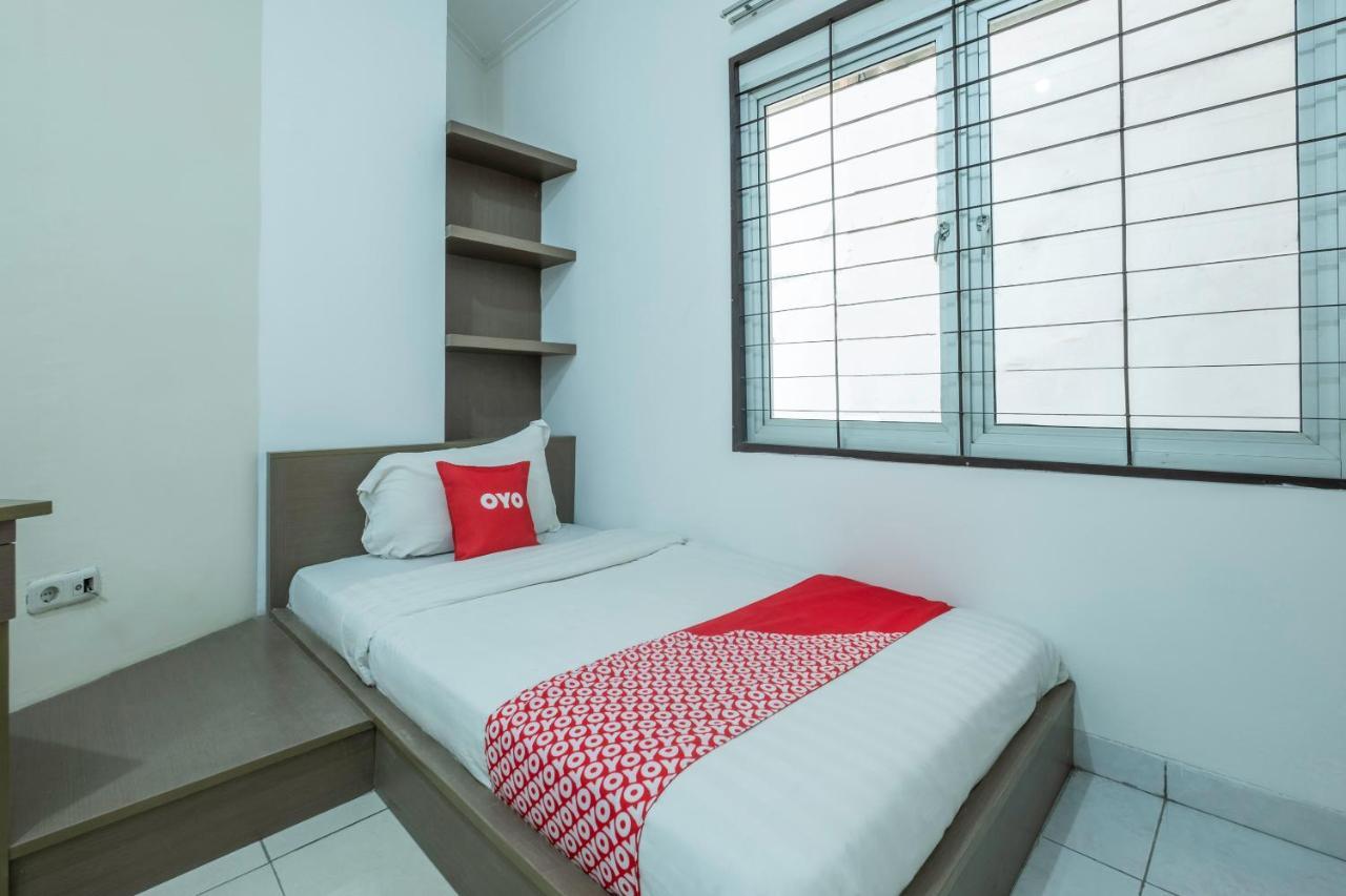 Super Oyo 1876 Fortuna Residence Bandung Exterior photo
